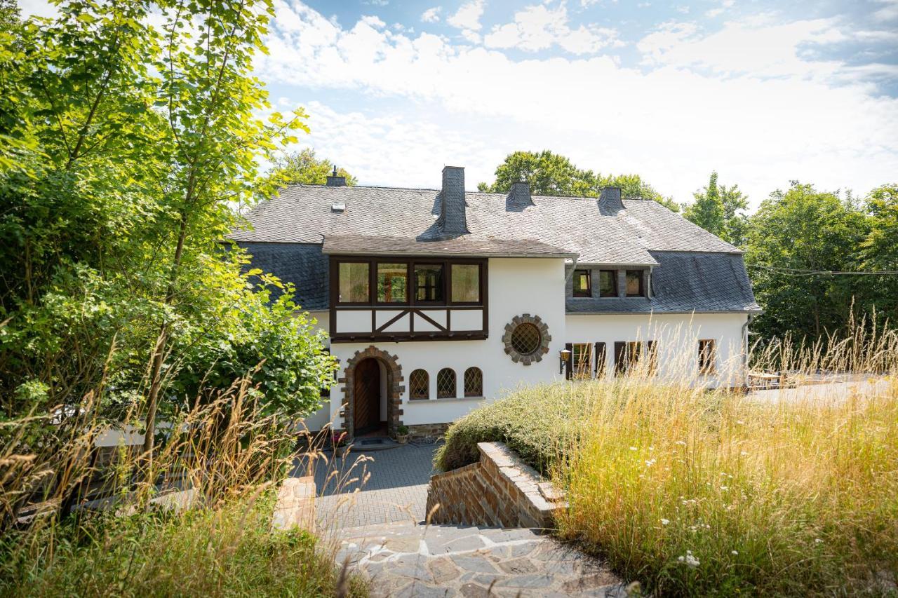 Landhaus Karbach Komplett Oder Einzelne Wohneinheiten Villa Inkl Sauna Bzw Waldhaeuschen Hirten Exteriér fotografie
