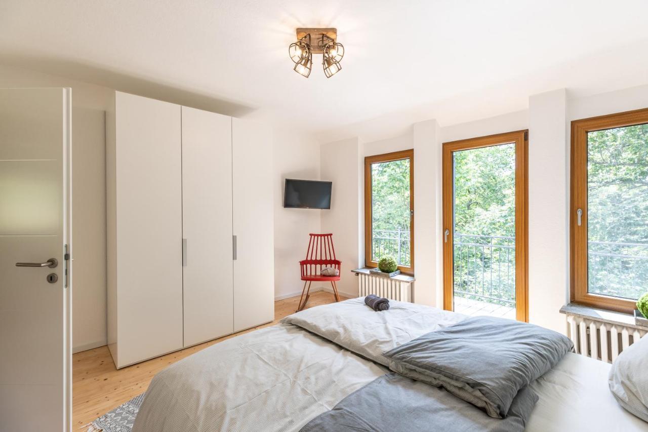 Landhaus Karbach Komplett Oder Einzelne Wohneinheiten Villa Inkl Sauna Bzw Waldhaeuschen Hirten Exteriér fotografie