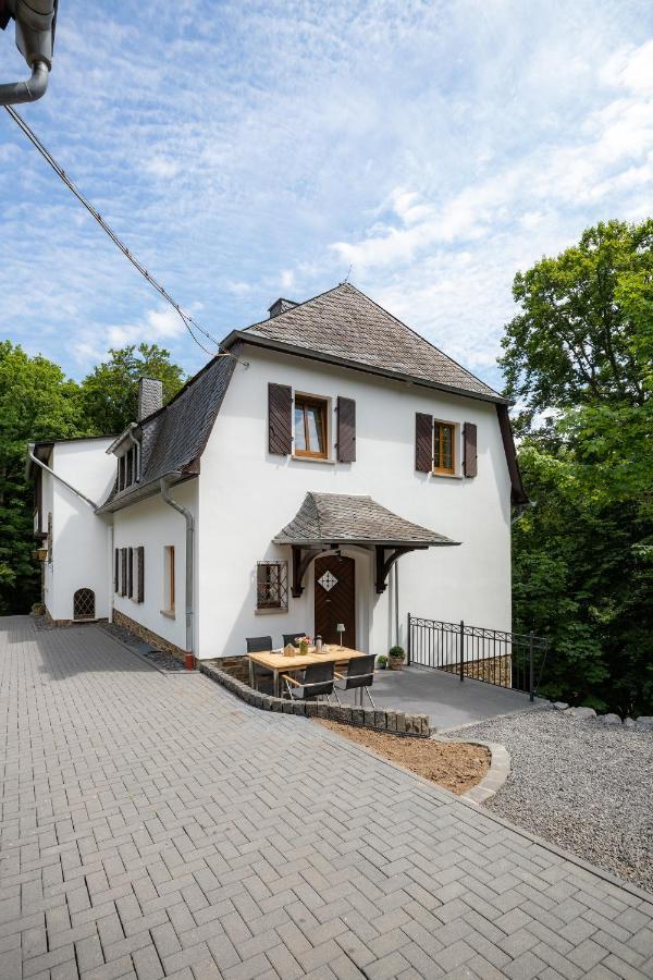Landhaus Karbach Komplett Oder Einzelne Wohneinheiten Villa Inkl Sauna Bzw Waldhaeuschen Hirten Exteriér fotografie