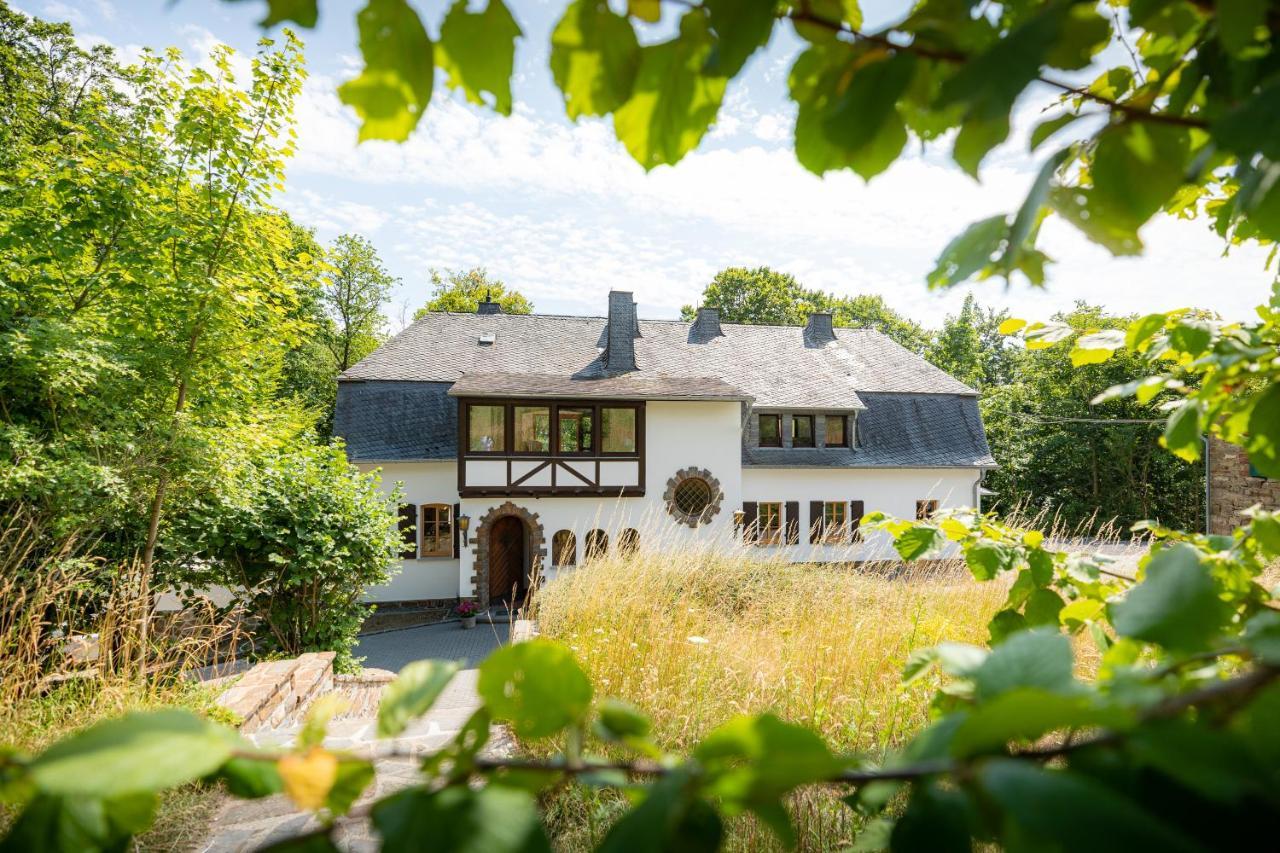 Landhaus Karbach Komplett Oder Einzelne Wohneinheiten Villa Inkl Sauna Bzw Waldhaeuschen Hirten Exteriér fotografie