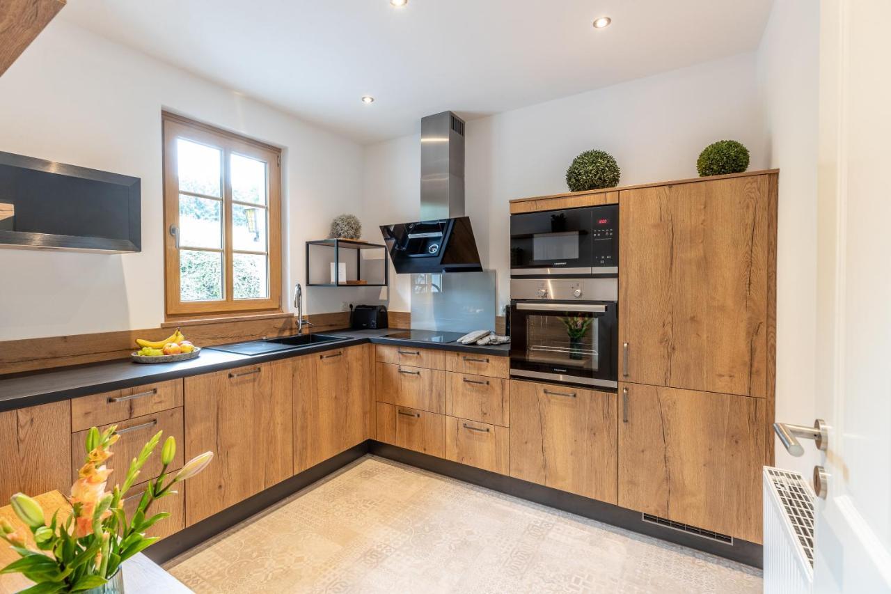 Landhaus Karbach Komplett Oder Einzelne Wohneinheiten Villa Inkl Sauna Bzw Waldhaeuschen Hirten Exteriér fotografie